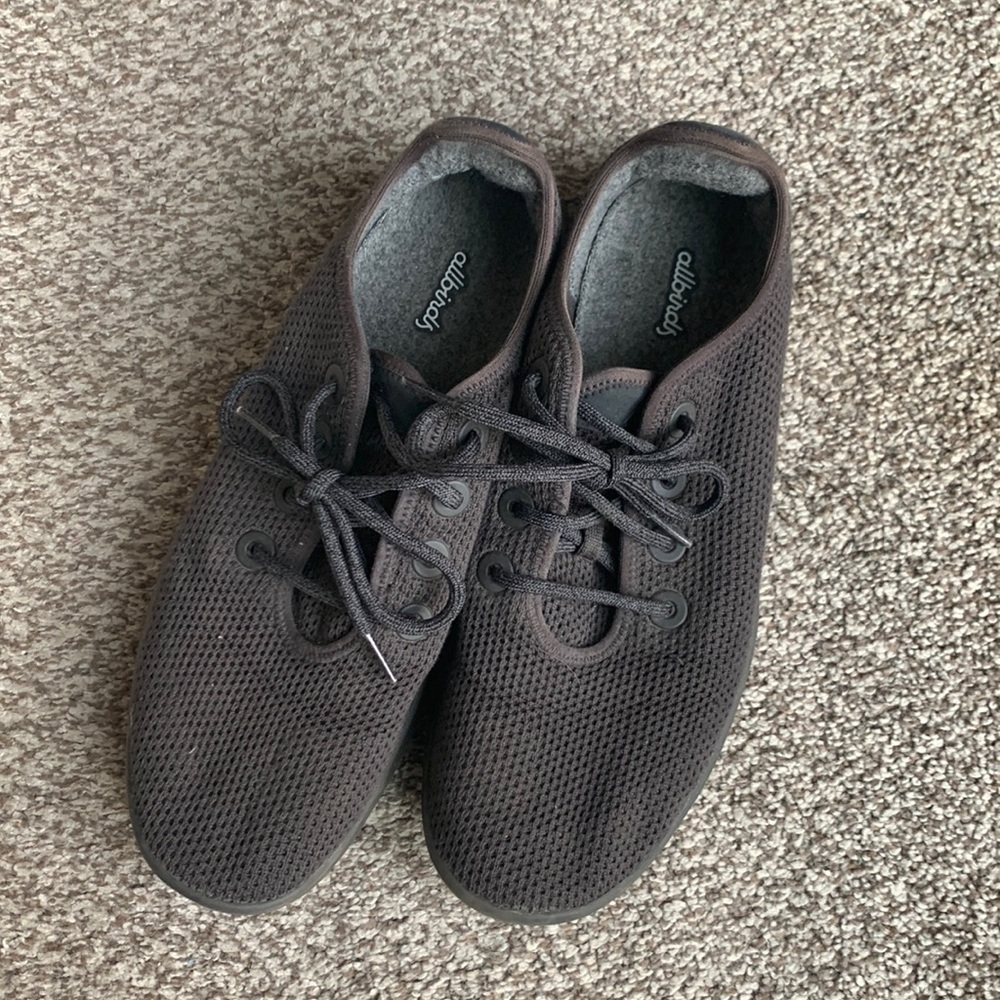 Allbirds flagship Tree Runners, Size 11, Gray